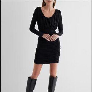NWT Express V-Neck Long Sleeve Ruched Mini Sheath Dress - size Medium